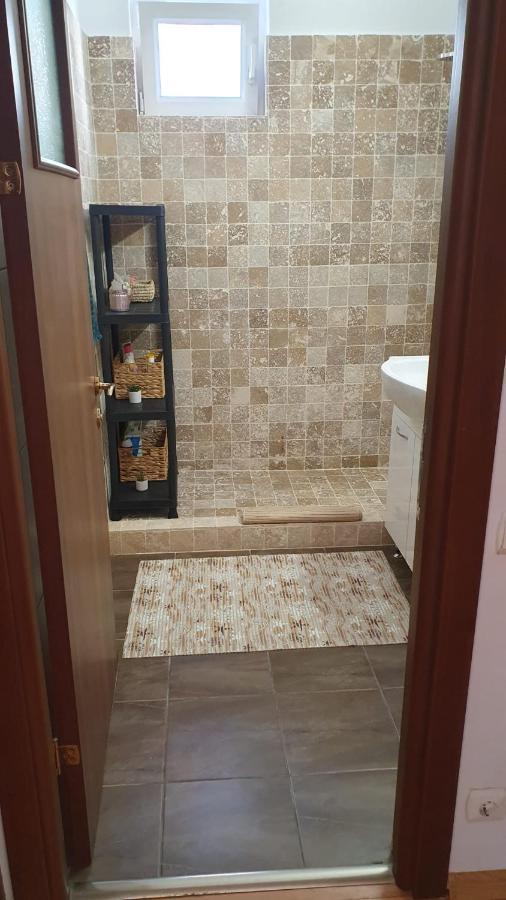 Apartament Tokyo Bukares Bagian luar foto